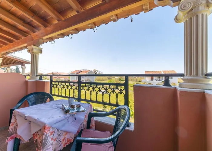 Apartment Giannis 10 *